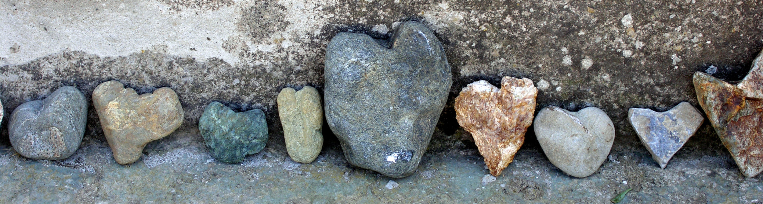Ein Herz für Stein und seine Bearbeiter! Wir setzen auf fairen Handel und rücksichtsvollen Umgang mit der Natur, die uns ihre Schätze schenkt.
